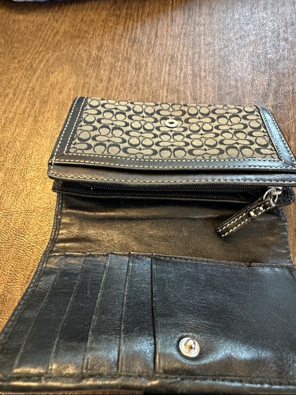 Y2K vintage Coach black Leather Soho Buckle Wallet w/Silver Hardware - Picture 8 of 9